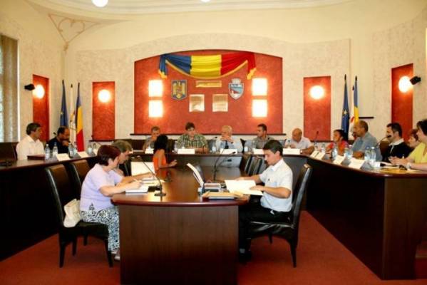 Propunerea R.E.A.D.C. și Tasso e.V. Germania privind microciparea, identificarea și monitorizarea câinilor cu stăpân din Râmnicu Vâlcea